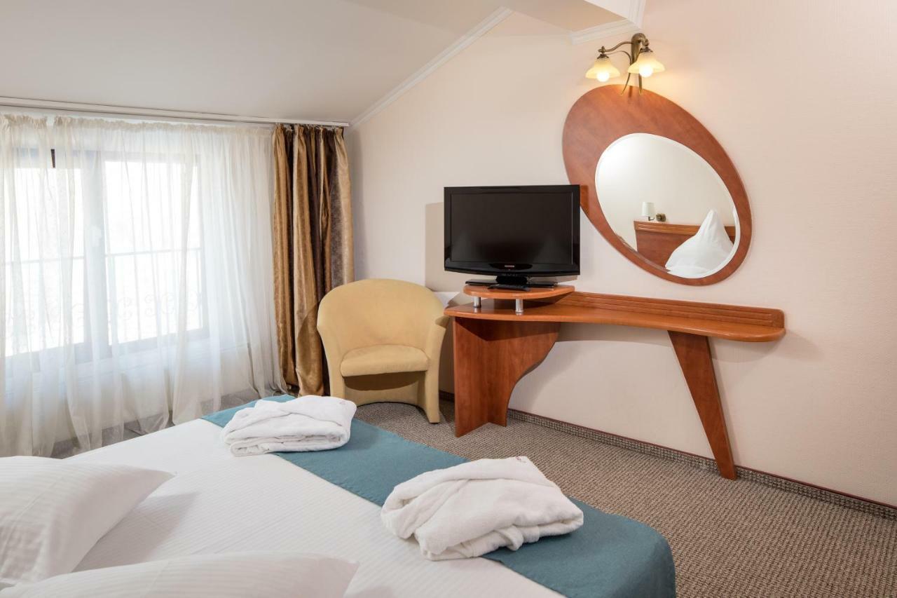 Hotel Rozmarin Предял Екстер'єр фото